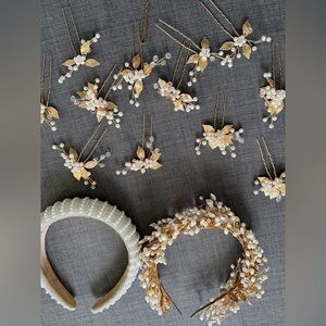 Elegant Pearl and Gold Hair Accessories Set
